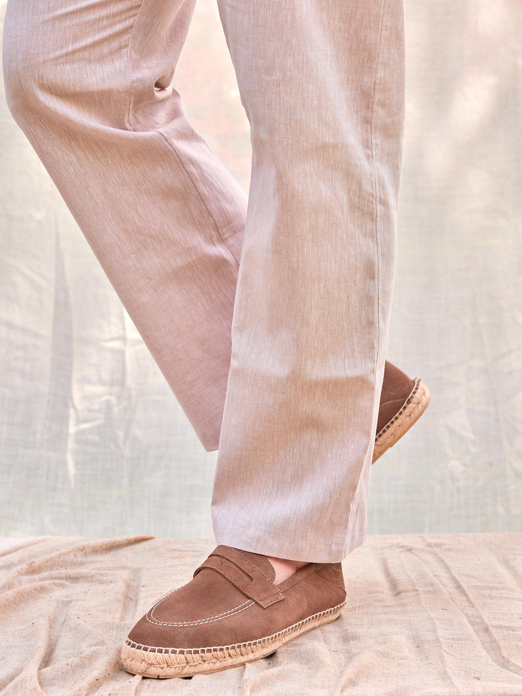 Alpargatas espadrille hombre color marrón mocasines hechas en España artesanales premium tejido ante serraje costa verano playa mar moda masculina casual premium elegante  sartorial Arzalè