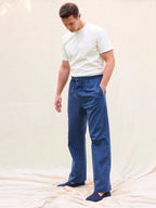Pantalones frescos verano estivales lino algodón hombre color azul navy cordones fluido verano hechos en España cómodos moda masculina premium Arzalè