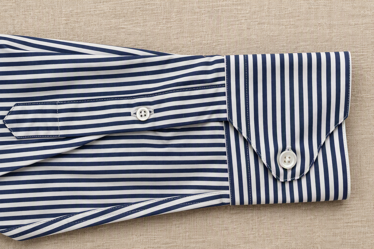 CAMISA RAYAS AZUL PROFUNDO